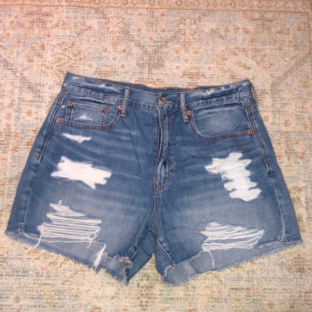 American Eagle 90s Boyfriend Short Size 6